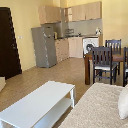 3 Room Family Apartment With Pool View Νεσέμπαρ Εξωτερικό φωτογραφία